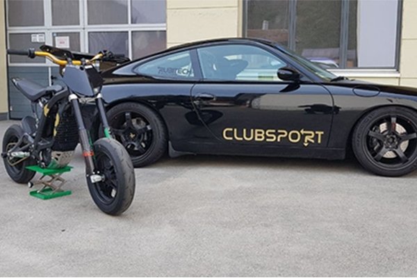 EV Freaks x Rubitech: Limited Edition FAST BEE Sur-Ron Mods - EVFREAKS