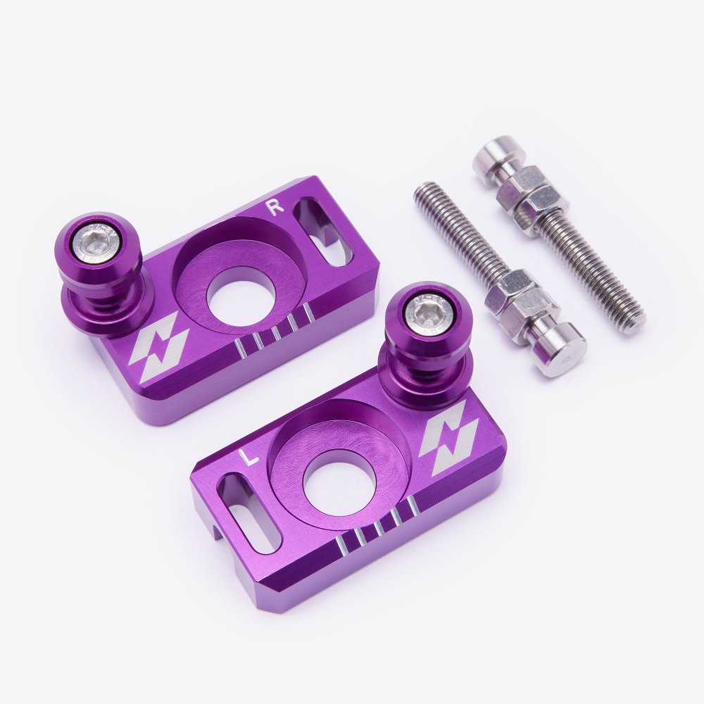 Chain Adjuster With Bobbins