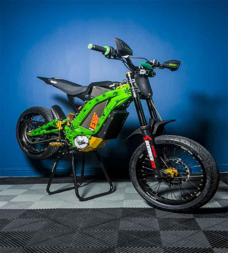 Fully Loaded 72v Sur Ron Light Bee STAGE3 - Race Bike π - EVFREAKSFully Loaded 72v Sur Ron Light Bee STAGE3 - Race Bike π