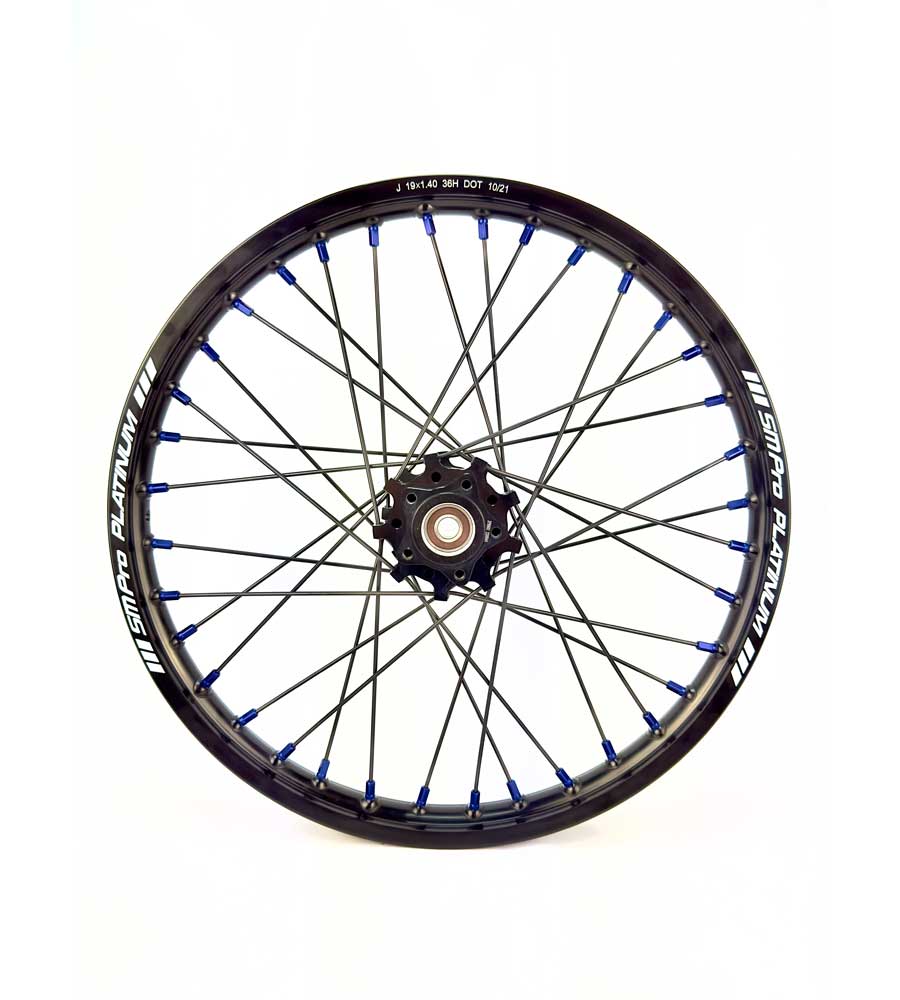 SM Pro Light Bee Wheelset – Black Rim and Blue Nipples - EVFREAKS SM Pro Light Bee Wheelset – Black Rim and Blue Nipples