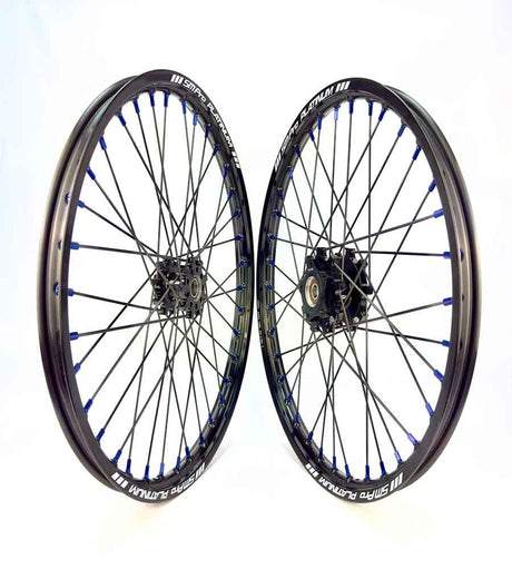 SM Pro Light Bee Wheelset – Black Rim and Blue Nipples - EVFREAKS SM Pro Light Bee Wheelset – Black Rim and Blue Nipples