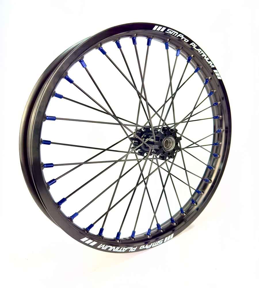SM Pro Light Bee Wheelset – Black Rim and Blue Nipples - EVFREAKS SM Pro Light Bee Wheelset – Black Rim and Blue Nipples