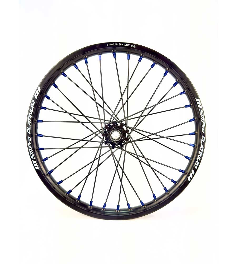 SM Pro Light Bee Wheelset – Black Rim and Blue Nipples - EVFREAKS SM Pro Light Bee Wheelset – Black Rim and Blue Nipples