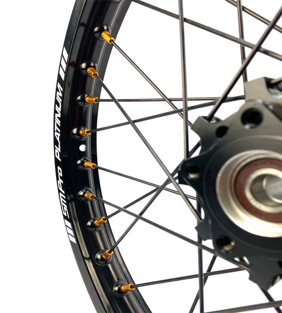 SM Pro Light Bee Wheelset – Black Rim and Golden Nipples - EVFREAKS SM Pro Light Bee Wheelset – Black Rim and Golden Nipples