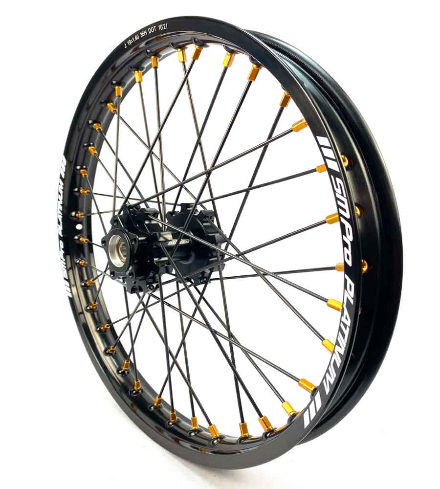SM Pro Light Bee Wheelset – Black Rim and Golden Nipples - EVFREAKS SM Pro Light Bee Wheelset – Black Rim and Golden Nipples