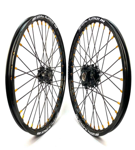 SM Pro Light Bee Wheelset – Black Rim and Golden Nipples - EVFREAKS SM Pro Light Bee Wheelset – Black Rim and Golden Nipples
