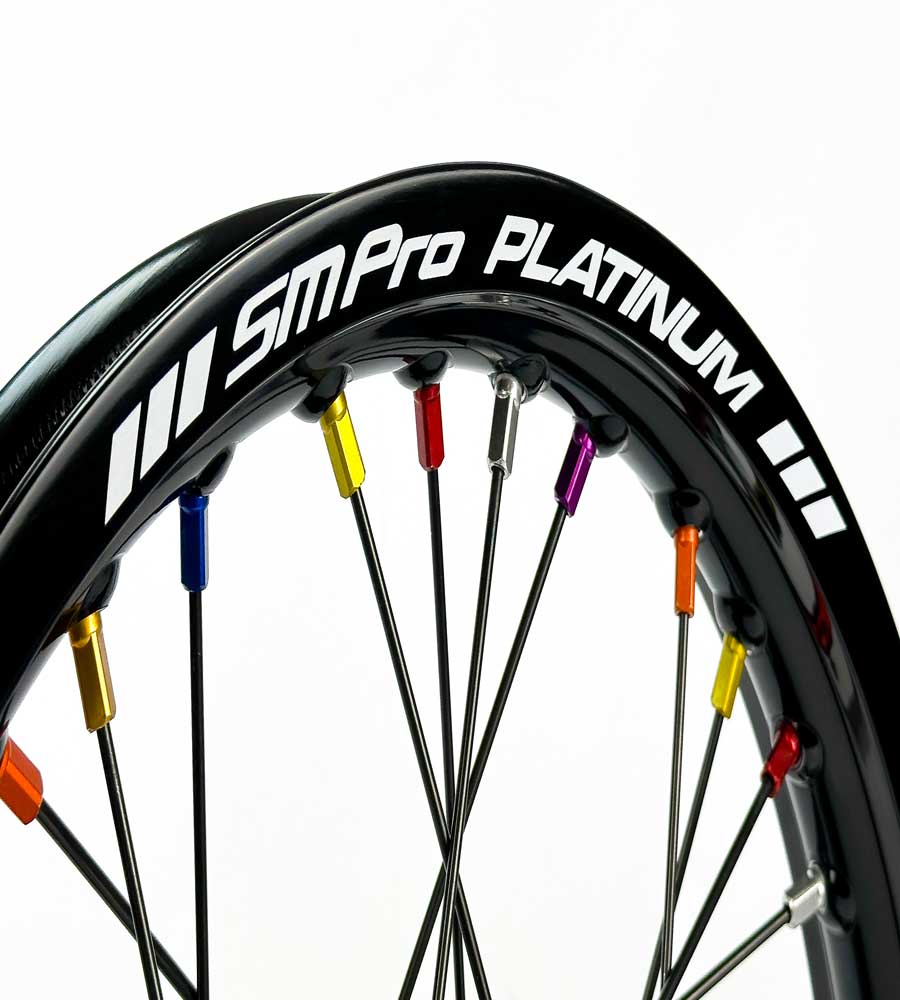 SM Pro Light Bee Wheelset – Black Rim and Rainbow Nipples - EVFREAKSSM Pro Light Bee Wheelset – Black Rim and Rainbow Nipples