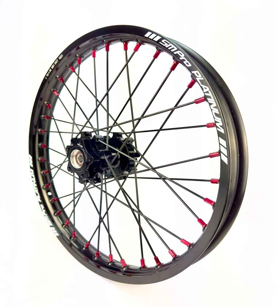 SM Pro Light Bee Wheelset – Black Rim and Red Nipples - EVFREAKS SM Pro Light Bee Wheelset – Black Rim and Red Nipples