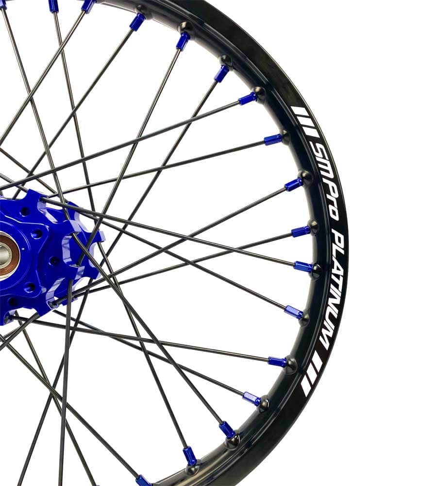 SM Pro Light Bee Wheelset – Blue Hub and Blue Nipples - EVFREAKSSM Pro Light Bee Wheelset – Blue Hub and Blue Nipples