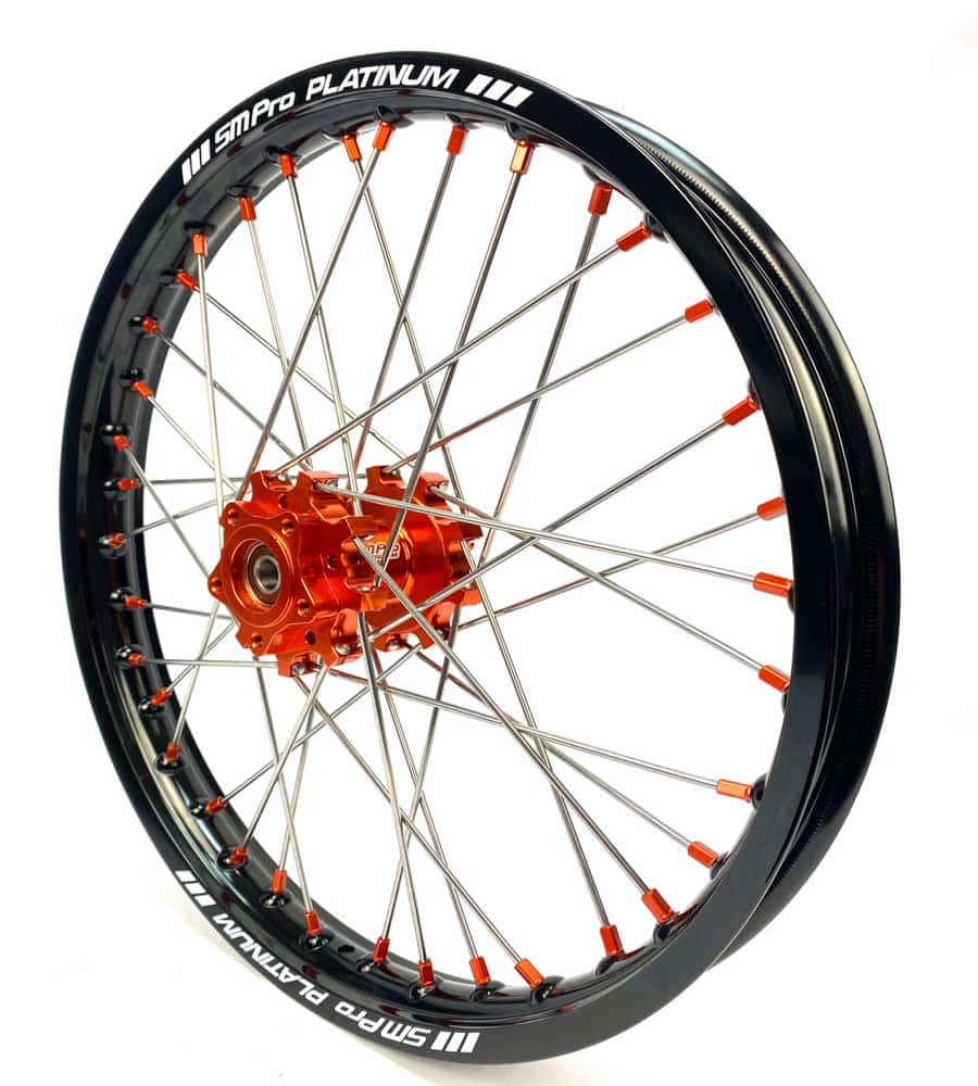 SM Pro Light Bee Wheelset – Ornage Hubs and Orange Nipples - EVFREAKS SM Pro Light Bee Wheelset – Ornage Hubs and Orange Nipples