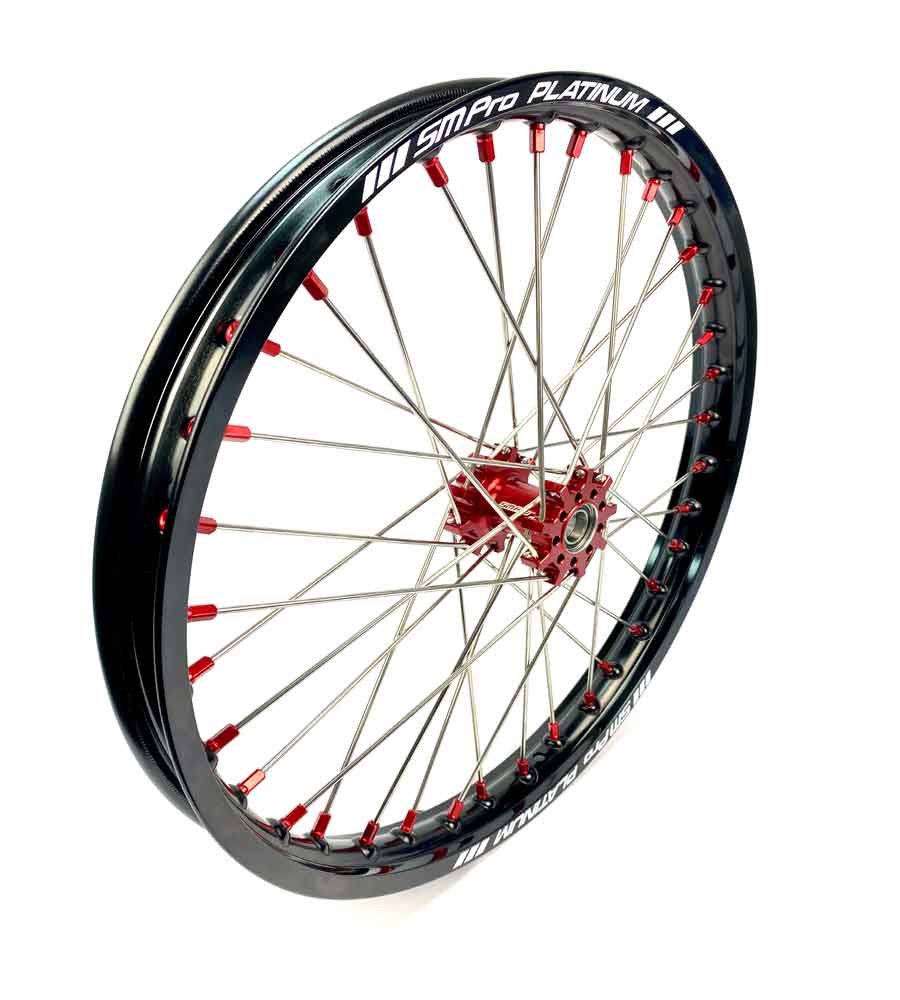 SM Pro Light Bee Wheelset – Red Hub and Red Nipples - EVFREAKSSM Pro Light Bee Wheelset – Red Hub and Red Nipples