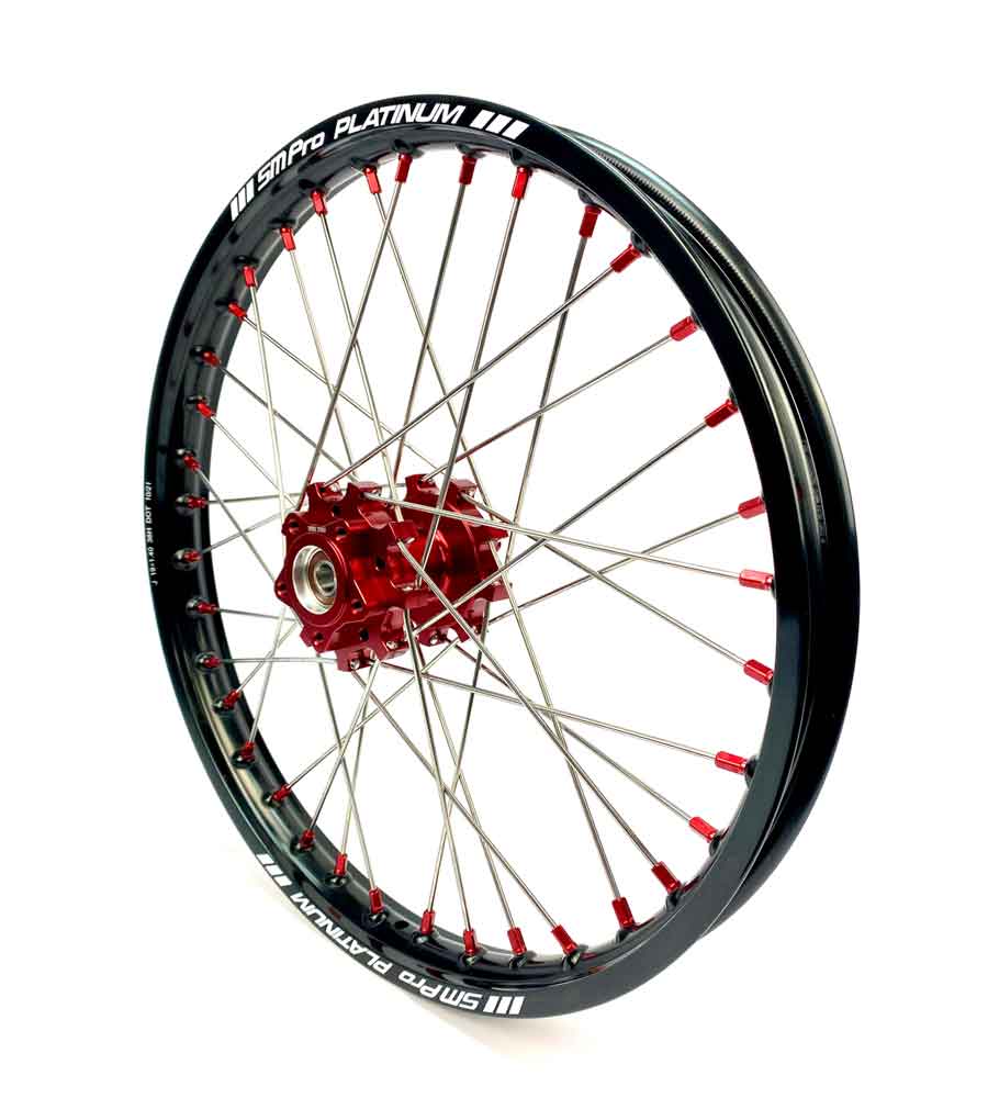 SM Pro Light Bee Wheelset – Red Hub and Red Nipples - EVFREAKSSM Pro Light Bee Wheelset – Red Hub and Red Nipples