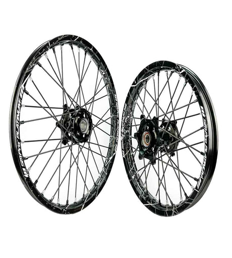 SM Pro Light Bee Wheelset – Splatterkote and Black and White Nipples - EVFREAKS SM Pro Light Bee Wheelset – Splatterkote and Black and White Nipples