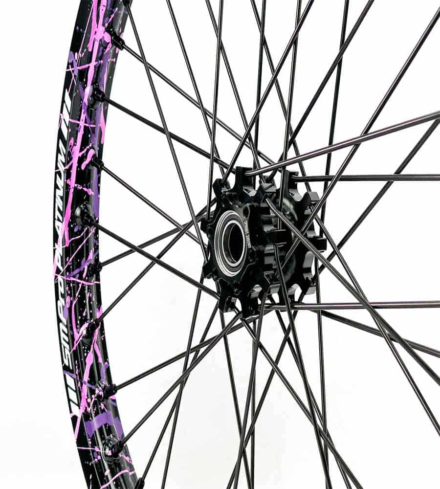 SM Pro Light Bee Wheelset – Splatterkote and Black Nipples - EVFREAKS SM Pro Light Bee Wheelset – Splatterkote and Black Nipples
