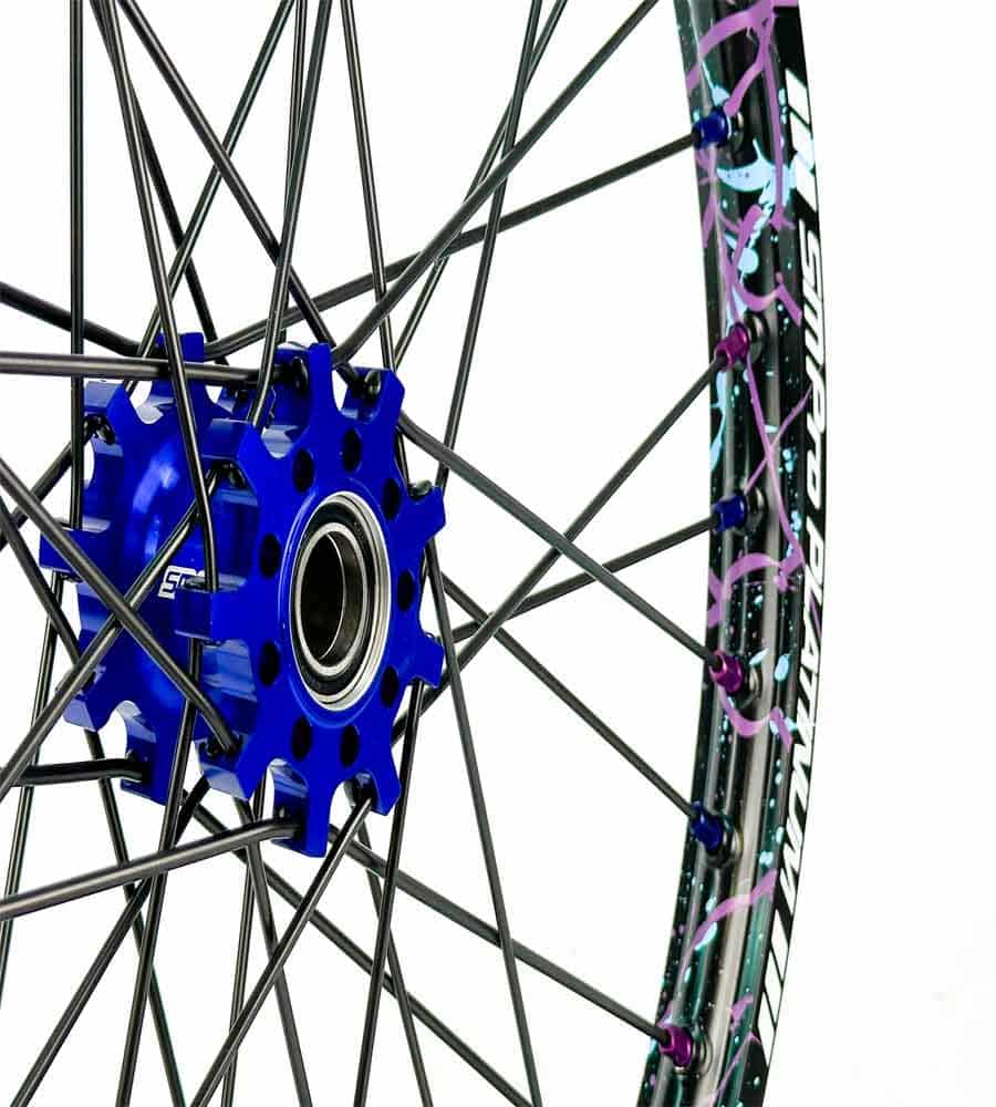 SM Pro Light Bee Wheelset – Splatterkote and Blue and Purple Nipples - EVFREAKSSM Pro Light Bee Wheelset – Splatterkote and Blue and Purple Nipples