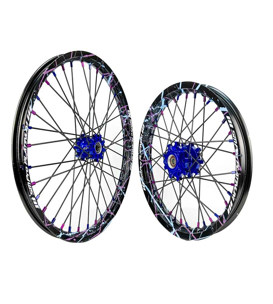 SM Pro Light Bee Wheelset – Splatterkote and Blue and Purple Nipples - EVFREAKSSM Pro Light Bee Wheelset – Splatterkote and Blue and Purple Nipples