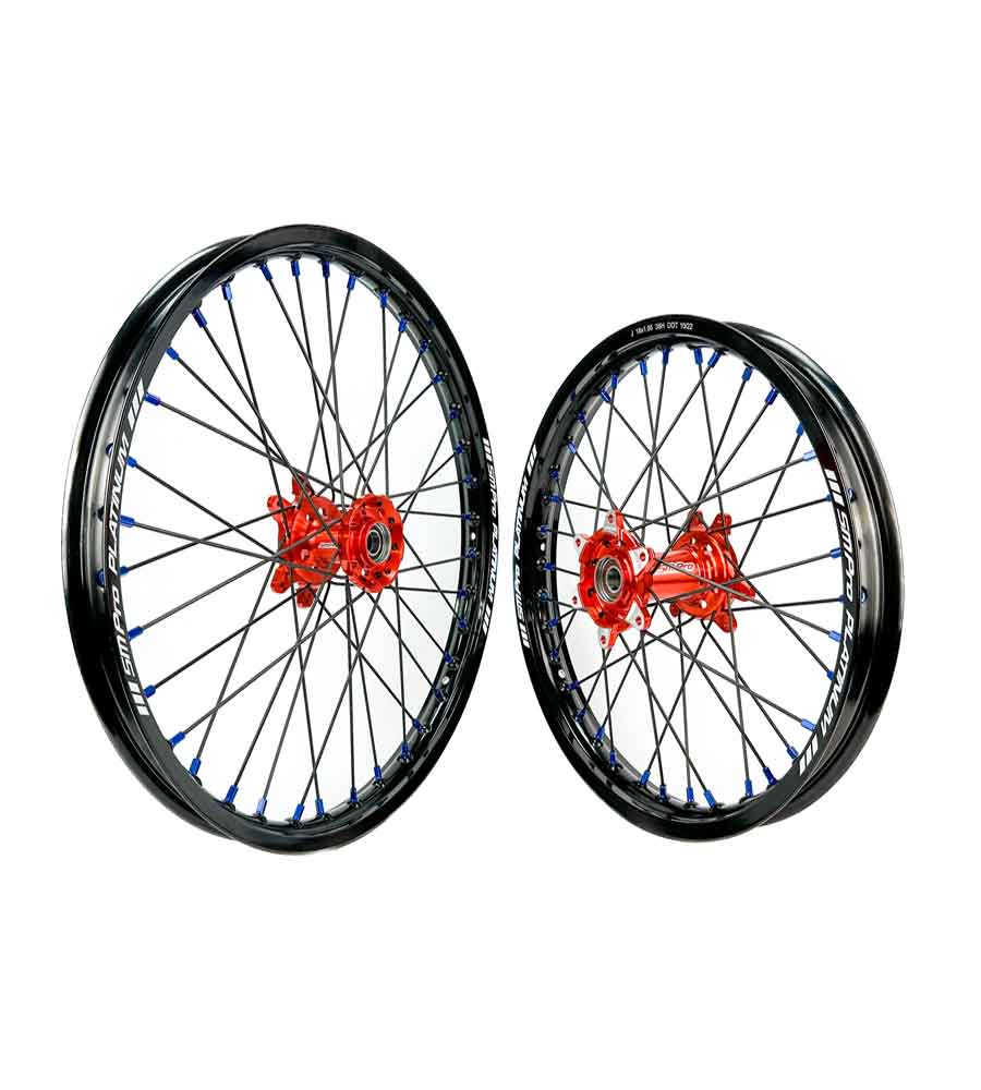 SM Pro Ultra Bee Wheels – Orange Hubs and Black Spokes - EVFREAKSSM Pro Ultra Bee Wheels – Orange Hubs and Black Spokes