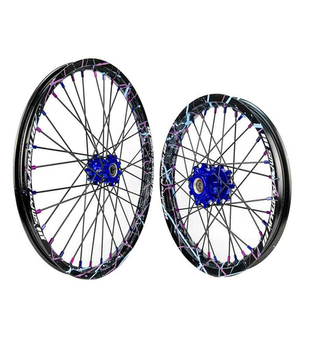 SM Pro Light Bee Wheelset – Splatterkote and Blue and Purple Nipples - EVFREAKSSM Pro Light Bee Wheelset – Splatterkote and Blue and Purple Nipples