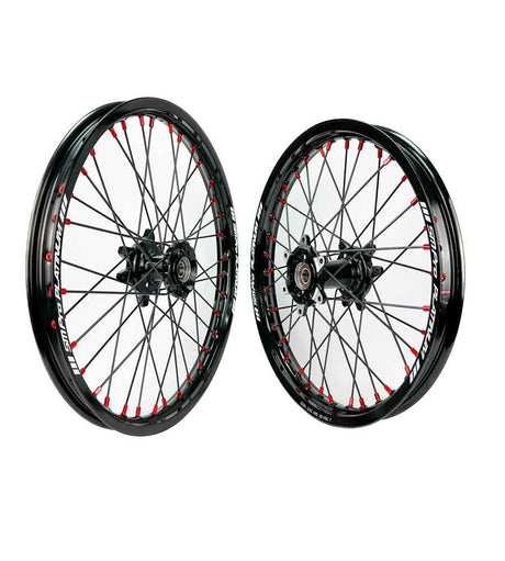 SM Pro Ultra Bee Wheels – Black Hubs and Red Nipples - EVFREAKSSM Pro Ultra Bee Wheels – Black Hubs and Red Nipples