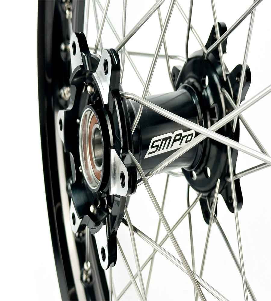SM Pro Ultra Bee Wheels – Black Hubs, Nickel Silver Spokes - EVFREAKSSM Pro Ultra Bee Wheels – Black Hubs, Nickel Silver Spokes