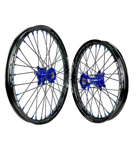SM Pro Ultra Bee Wheels – Blue Hubs and Blue Nipples - EVFREAKSSM Pro Ultra Bee Wheels – Blue Hubs and Blue Nipples