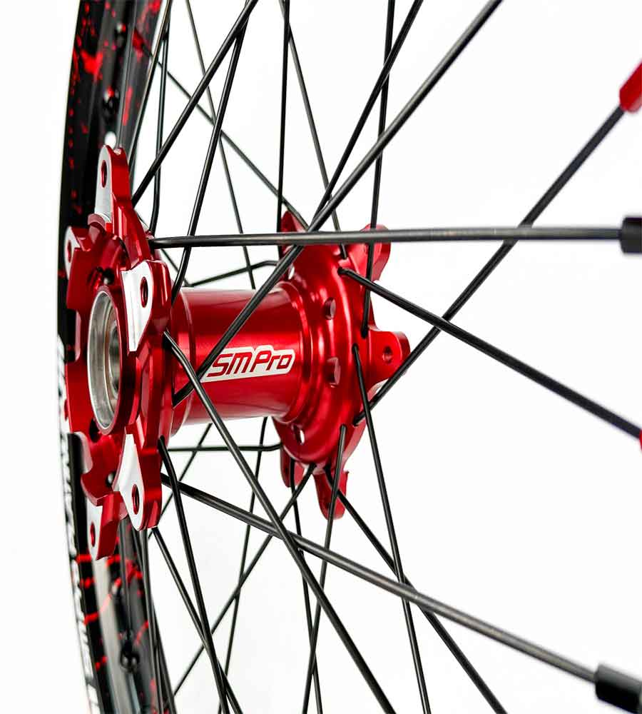 SM Pro Ultra Bee Wheels – Splatterkote Black With Red Splatter and Matte Spokes - EVFREAKSSM Pro Ultra Bee Wheels – Splatterkote Black With Red Splatter and Matte Spokes